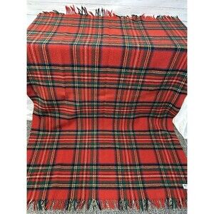 Vintage AMANA Woolen MILLS 100% Wool Mid-Weight Red Green Plaid Tassel Blanket